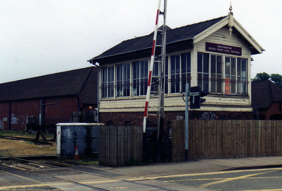 Northampton Bridge Street Level Crossing Signal Box